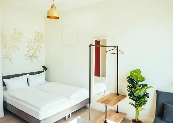 The Rix & Near Sbahn Neukoelln 베를린