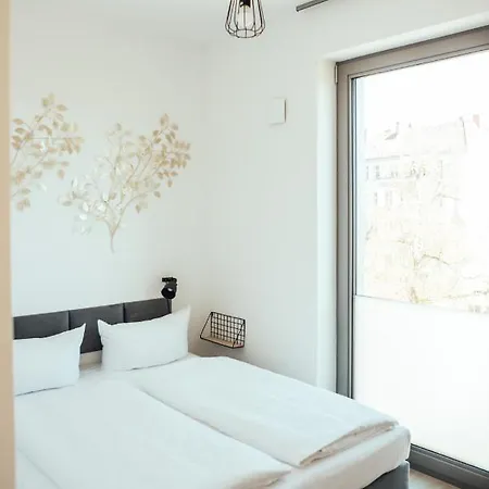 Apartment The Rix & Suites Near Sbahn Neukolln Berlin