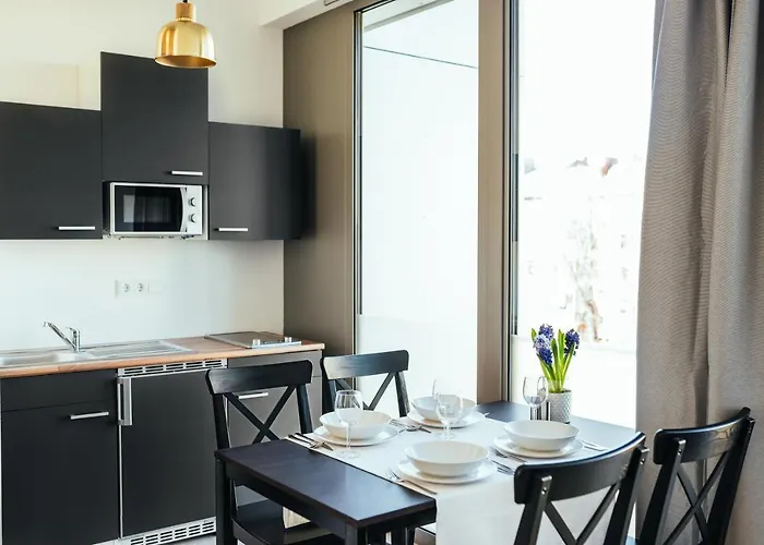 The Rix & Near Sbahn Neukoelln Apartment *