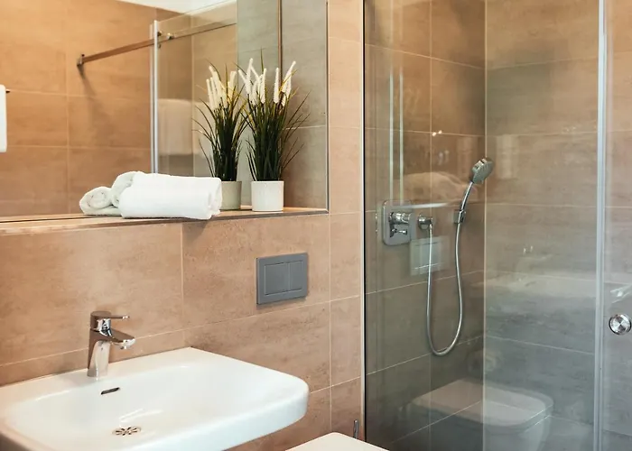 The Rix & Near Sbahn Neukoelln Apartment *