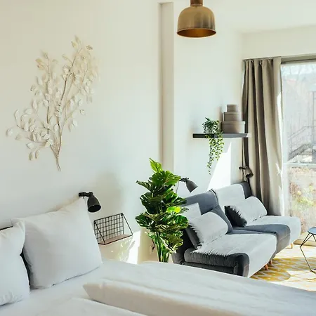 The Rix & Near Sbahn Neukoelln