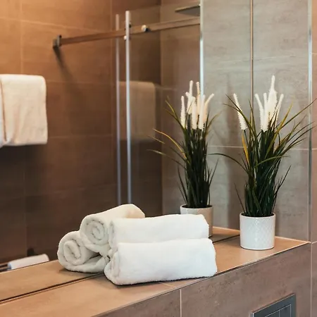 Appartamento The Rix & Suites Near Sbahn Neukolln