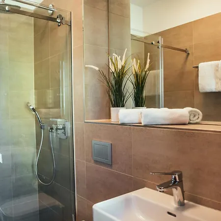 Appartamento The Rix & Suites Near Sbahn Neukolln *