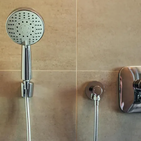 Appartamento The Rix & Suites Near Sbahn Neukolln *