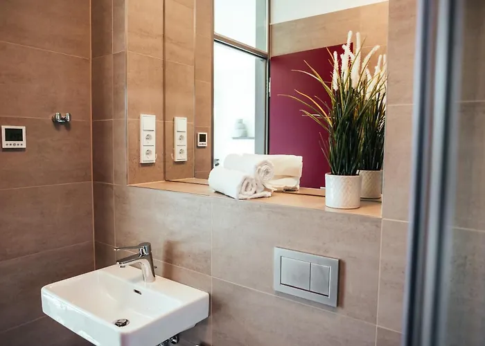 The Rix & Near Sbahn Neukoelln Berlín